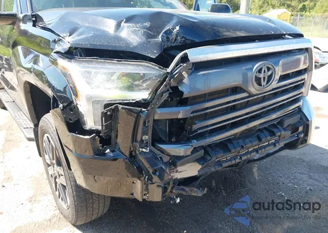 2025 Toyota Tundra Limited 4Wd z USA, uszkodzony, nr VIN 5TFJA5DB1SX254479